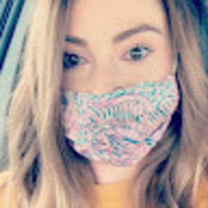 Meet your Posher, Andrea